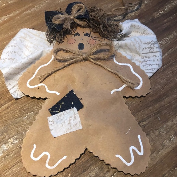 Homemade paper ornaments - Picture 5 of 5